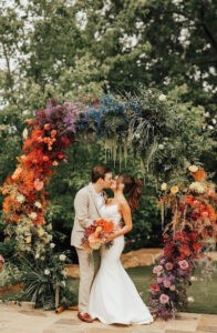 autumn-wedding-ideas-arch