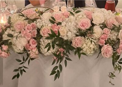 Floral design centerpiece for wedding table